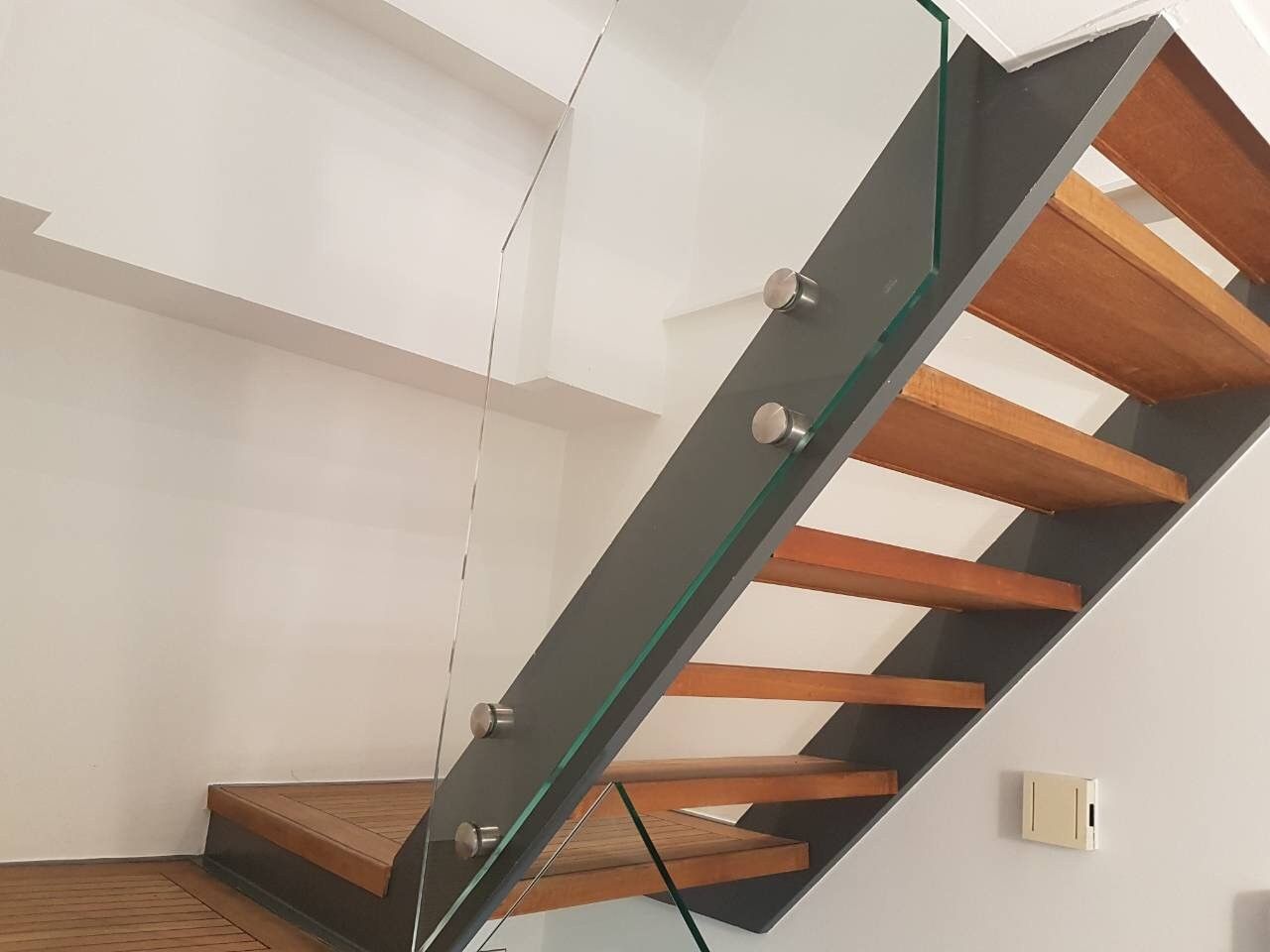 Стъклени парапети - 21369 цени